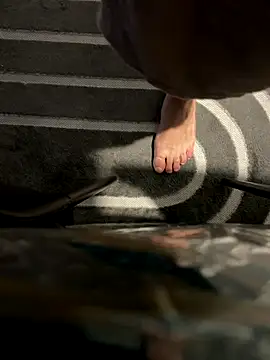 Snapshot of dimitriei chatting on 11/08/25, 05:51 dimitriei online show from 11/08/25, 05:51