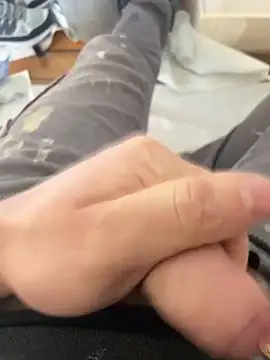 Snapshot of dimitriei chatting on 02/25/26, 08:02 dimitriei online show from 02/25/26, 08:02