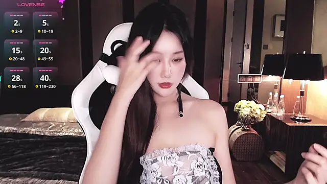 Snapshot of Cartier-__Daji- chatting on 09/20/25, 11:44 Cartier-  Daji- online show from 09/20/25, 11:44