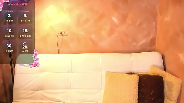 Atenea Makri online show from 12/18/24, 02:17