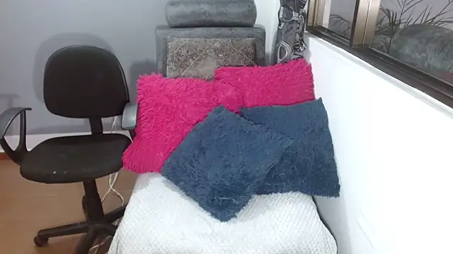  SamanthaDoll  online show from 07/25/26, 02:25