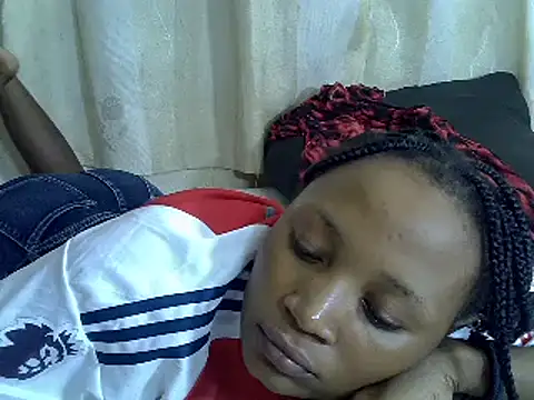 SpicyPetite online show from 02/16/25, 07:38