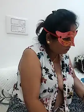 BBW HOT COUPLE online show from 12/21/24, 05:18