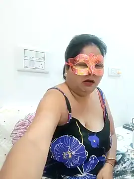 BBW HOT COUPLE online show from 01/01/25, 03:45