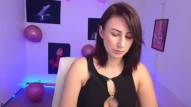 Loren Moa online show from 03/10/25, 03:52