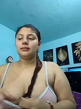 Snapshot of george_jonnes chatting on 02/23/25, 09:00 george jonnes online show from 02/23/25, 09:00