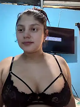 Snapshot of george_jonnes chatting on 03/04/25, 04:52 george jonnes online show from 03/04/25, 04:52