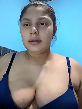 Snapshot of george_jonnes chatting on 03/18/25, 06:37 george jonnes online show from 03/18/25, 06:37