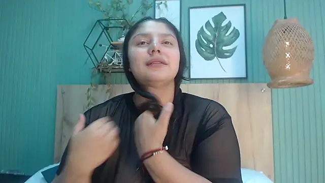 Snapshot of george_jonnes chatting on 10/16/25, 09:54 george jonnes online show from 10/16/25, 09:54