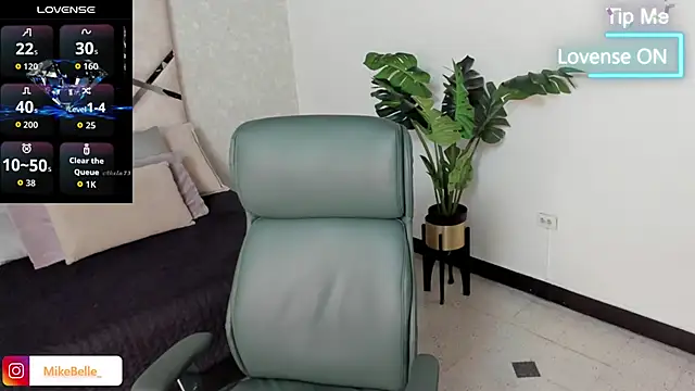 mike belle online show from 10/11/25, 07:56