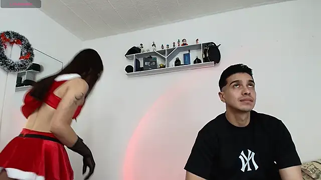 HotCouple 697 online show from 12/15/24, 05:31