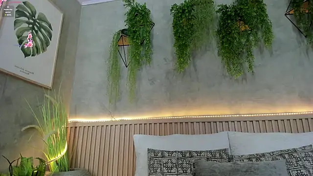 Lana Lann online show from 02/10/25, 11:57