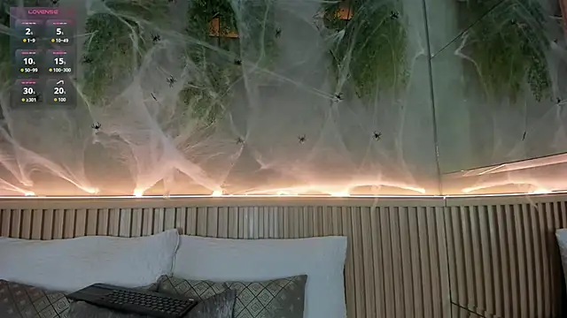 Lana Lann online show from 10/13/25, 12:16