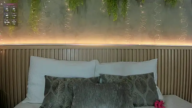 Lana Lann online show from 02/21/26, 11:55