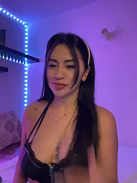 Snapshot of tamara_jay chatting on 02/02/25, 09:23 tamara jay online show from 02/02/25, 09:23