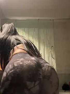 Snapshot of tamara_jay chatting on 02/06/25, 12:11 tamara jay online show from 02/06/25, 12:11