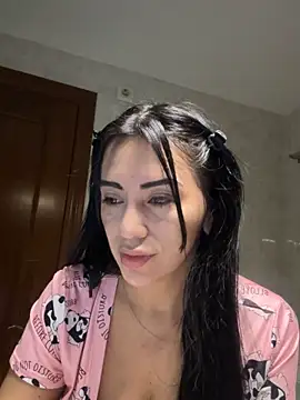 Snapshot of tamara_jay chatting on 03/02/25, 10:59 tamara jay online show from 03/02/25, 10:59