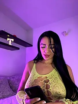 Snapshot of tamara_jay chatting on 11/07/25, 11:16 tamara jay online show from 11/07/25, 11:16