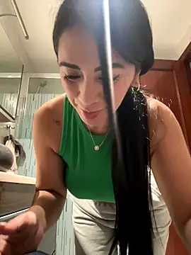 Snapshot of tamara_jay chatting on 11/13/25, 08:30 tamara jay online show from 11/13/25, 08:30