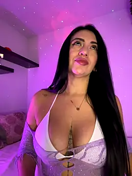 Snapshot of tamara_jay chatting on 11/23/25, 05:13 tamara jay online show from 11/23/25, 05:13