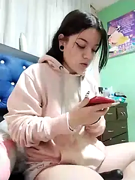 Snapshot of Alice_atm chatting on 12/05/24, 01:14 Alice atm online show from 12/05/24, 01:14