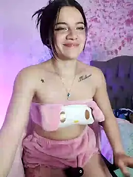 Snapshot of Alice_atm chatting on 12/20/24, 09:28 Alice atm online show from 12/20/24, 09:28