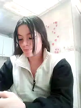 Snapshot of Alice_atm chatting on 12/24/24, 05:23 Alice atm online show from 12/24/24, 05:23