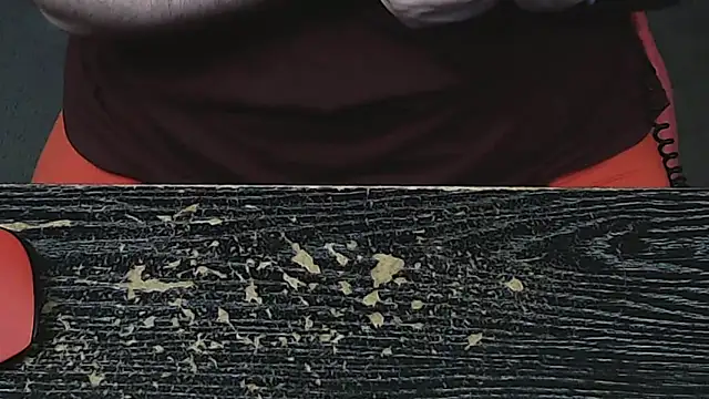 Snapshot of Dominant_BEAR chatting on 11/07/25, 05:07 Dominant BEAR online show from 11/07/25, 05:07