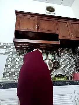    Erin    online show from 09/11/25, 03:17