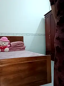    Erin    online show from 03/21/26, 02:38