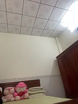    Erin    online show from 04/13/26, 02:28