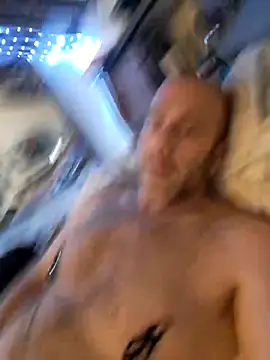 Snapshot of ditchwater chatting on 02/18/25, 02:59 ditchwater online show from 02/18/25, 02:59