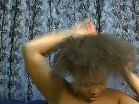 Snapshot of Horny-pretty chatting on 01/12/25, 06:39 Horny-pretty online show from 01/12/25, 06:39