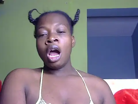 Snapshot of Horny-pretty chatting on 02/12/26, 06:08 Horny-pretty online show from 02/12/26, 06:08