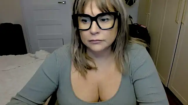 teaseDiana online show from 11/24/25, 06:46