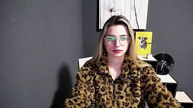 lady olivia  online show from 03/05/26, 01:29