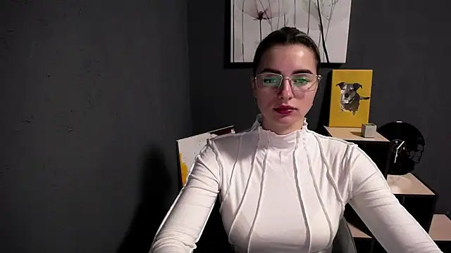 lady olivia  online show from 03/25/26, 01:28