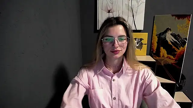 Snapshot of lady_olivia_ chatting on 06/04/26, 12:44 lady olivia online show from 06/04/26, 12:44