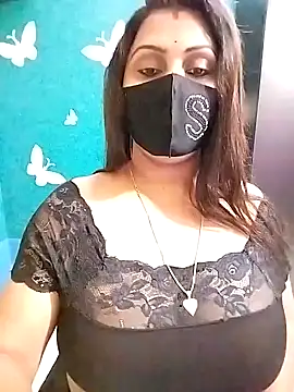 Snapshot of Riya_Sexy_Baby chatting on 02/17/25, 02:04 Riya Sexy Baby online show from 02/17/25, 02:04