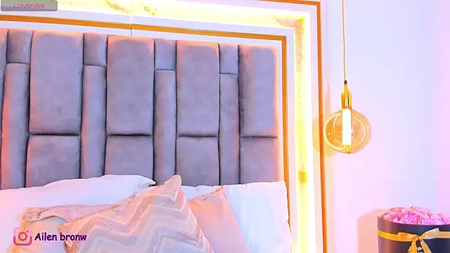 elianabrown online show from 10/27/25, 11:52