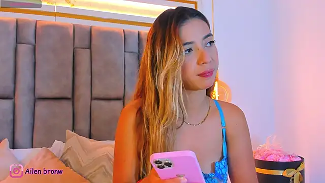 elianabrown online show from 11/25/25, 10:54