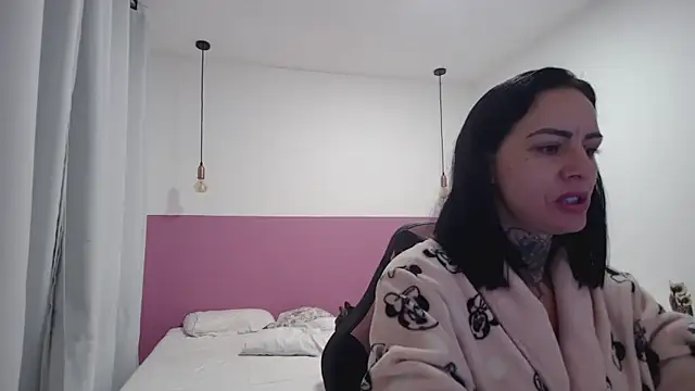 Snapshot of YasmimBrasil chatting on 05/21/26, 05:58 YasmimBrasil online show from 05/21/26, 05:58