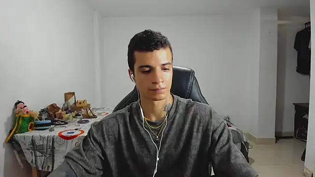 Snapshot of Balo_lovers chatting on 01/21/25, 06:45 Balo lovers online show from 01/21/25, 06:45