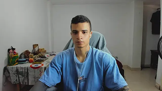 Snapshot of Balo_lovers chatting on 01/26/25, 05:34 Balo lovers online show from 01/26/25, 05:34