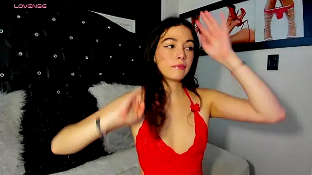 Snapshot of diana_queen_ chatting on 01/14/25, 08:59 diana queen online show from 01/14/25, 08:59