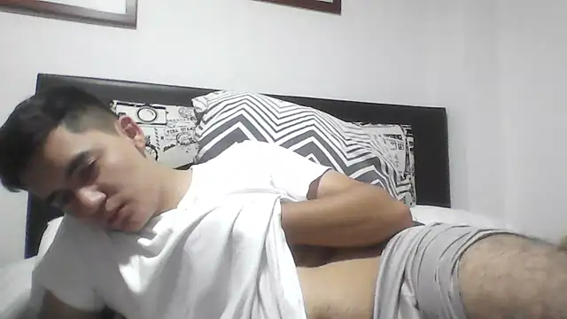 Estebitan vm online show from 04/21/26, 03:02