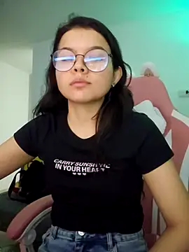 azumiichan online show from 11/22/25, 02:21