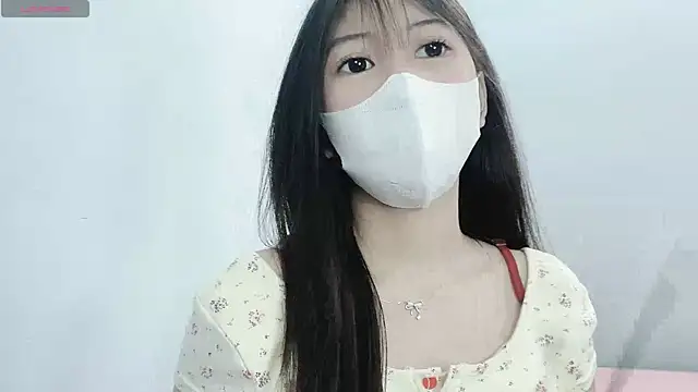 Snapshot of tanhxiu chatting on 12/11/24, 01:28 tanhxiu online show from 12/11/24, 01:28