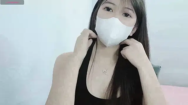 Snapshot of tanhxiu chatting on 12/11/24, 04:31 tanhxiu online show from 12/11/24, 04:31