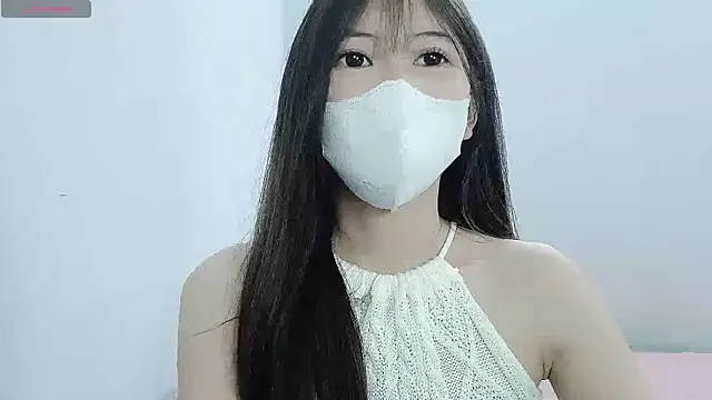 Snapshot of tanhxiu chatting on 12/15/24, 11:12 tanhxiu online show from 12/15/24, 11:12